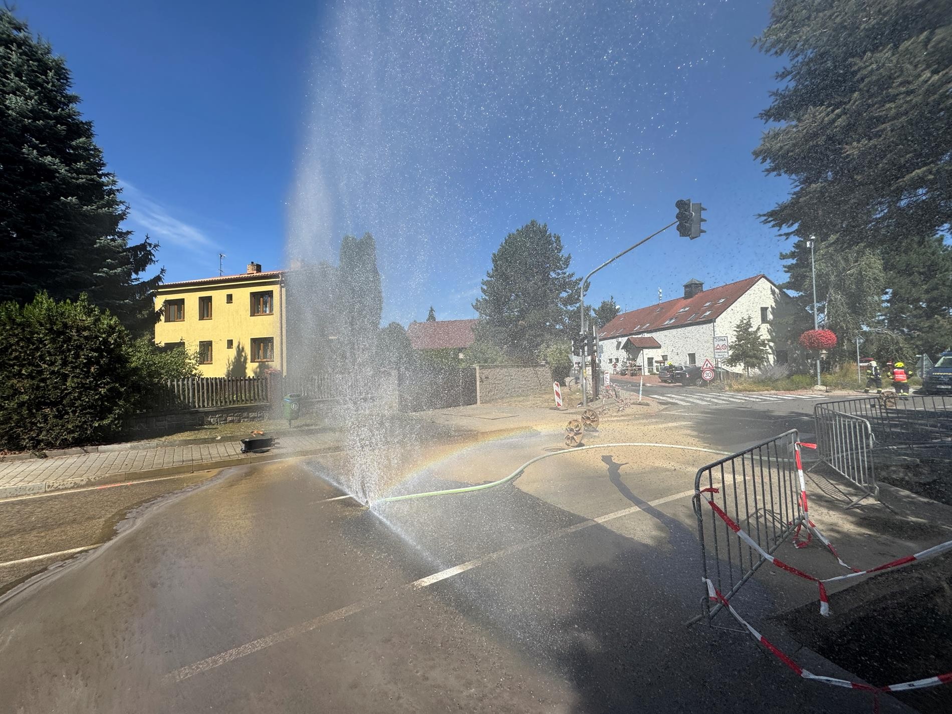 V českej obci Průhonice unikal plyn.