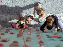 Nie tylko budżet! Polacy powiedzieli, co jeszcze decyduje o tym, jak spędzają wolny czas