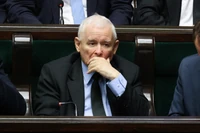 Genialny plan Jarosława Kaczyńskiego? Może pogrzebać prawicę w wyborach