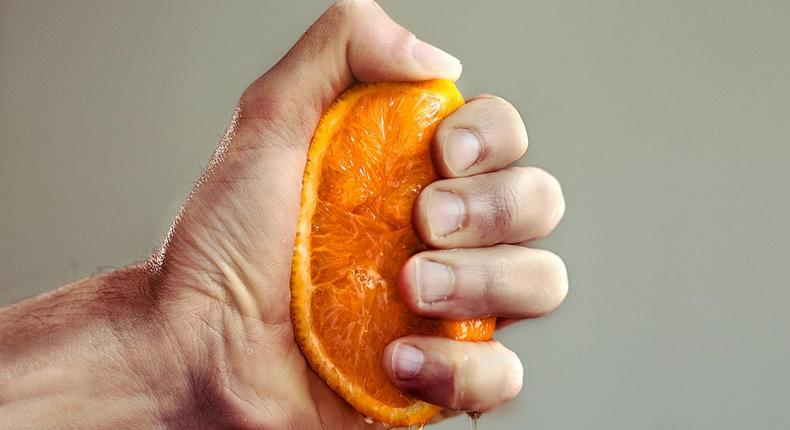 How much Vitamin C the body needs to fight off cold.