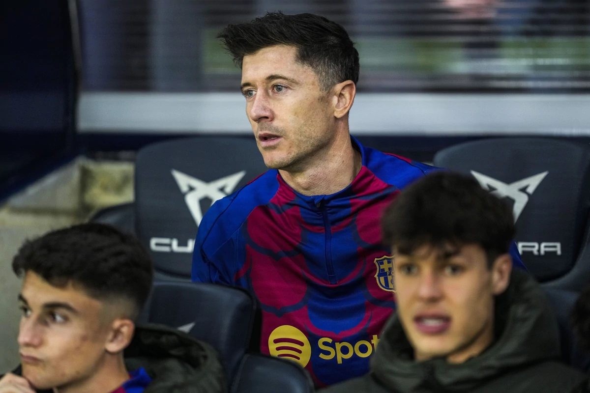  Lewandowski godzinę siedział na ławce. Wszedł i Barcelona strzeliła zwycięskiego gola