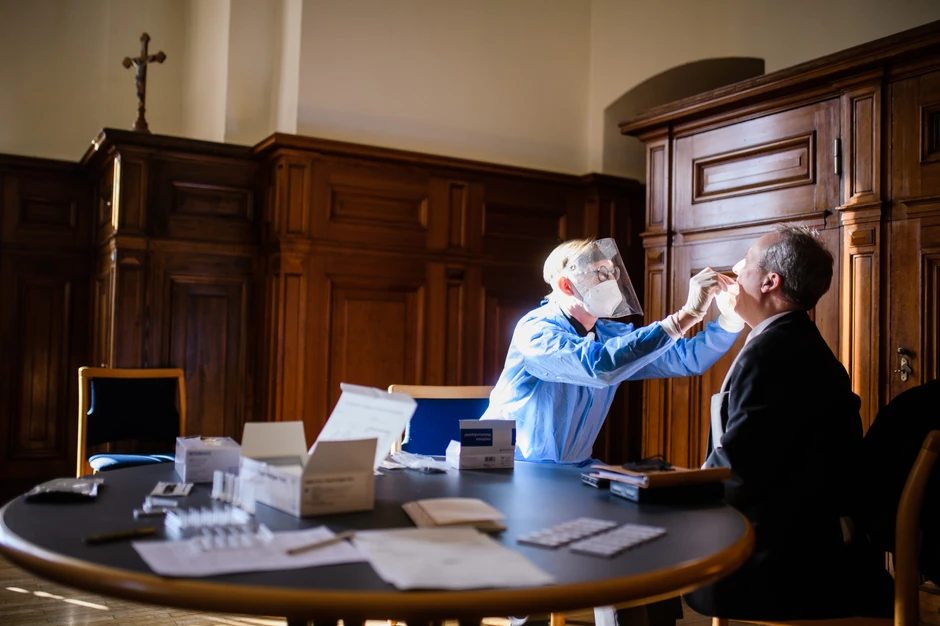 Za lažno pozotivan test dovoljan je obični sok