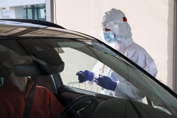 Niedzielski: Trwa dyskusja o zniesieniu stanu zagrożenia epidemicznego