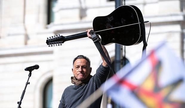 I legendarni Brus Springstin se pridružio demonstrantima u Mineapolisu | Foto: Getty Images