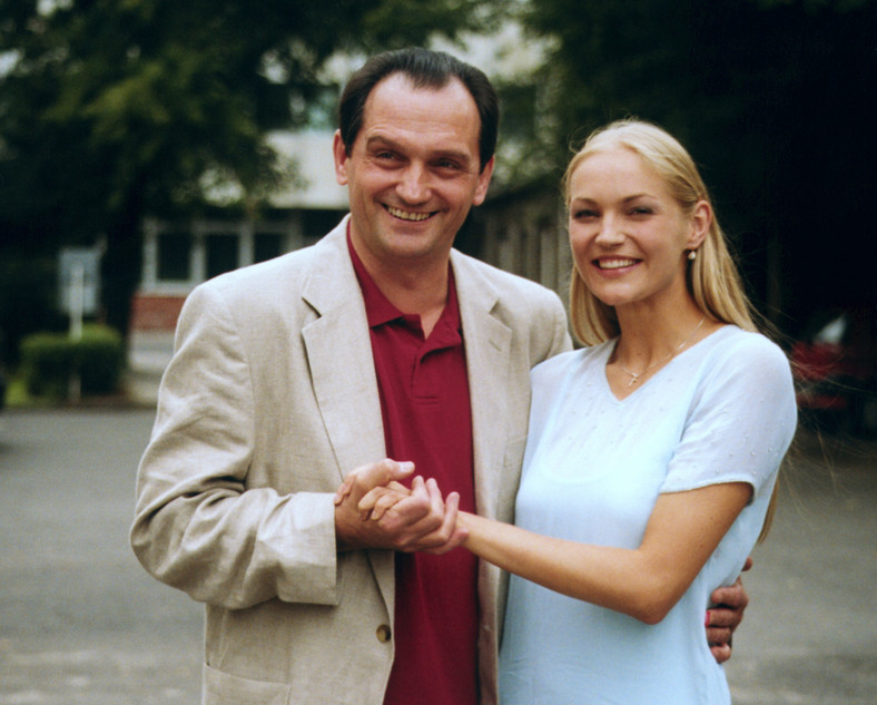 Wojciech Wysocki i Dominika Figurska na planie "Zostać miss" w 2001 r.