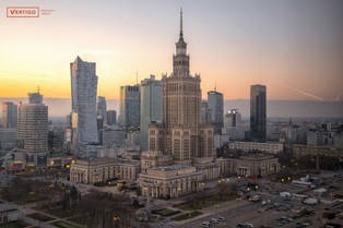 Biura serwisowane w Warszawie – dlaczego to najlepszy wybór dla Twojego biznesu?