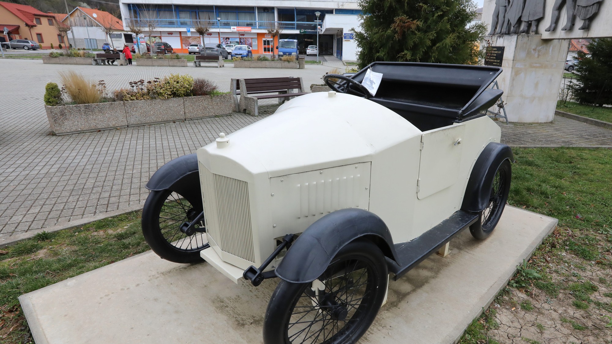 Prvý slovenský automobil Drndička 