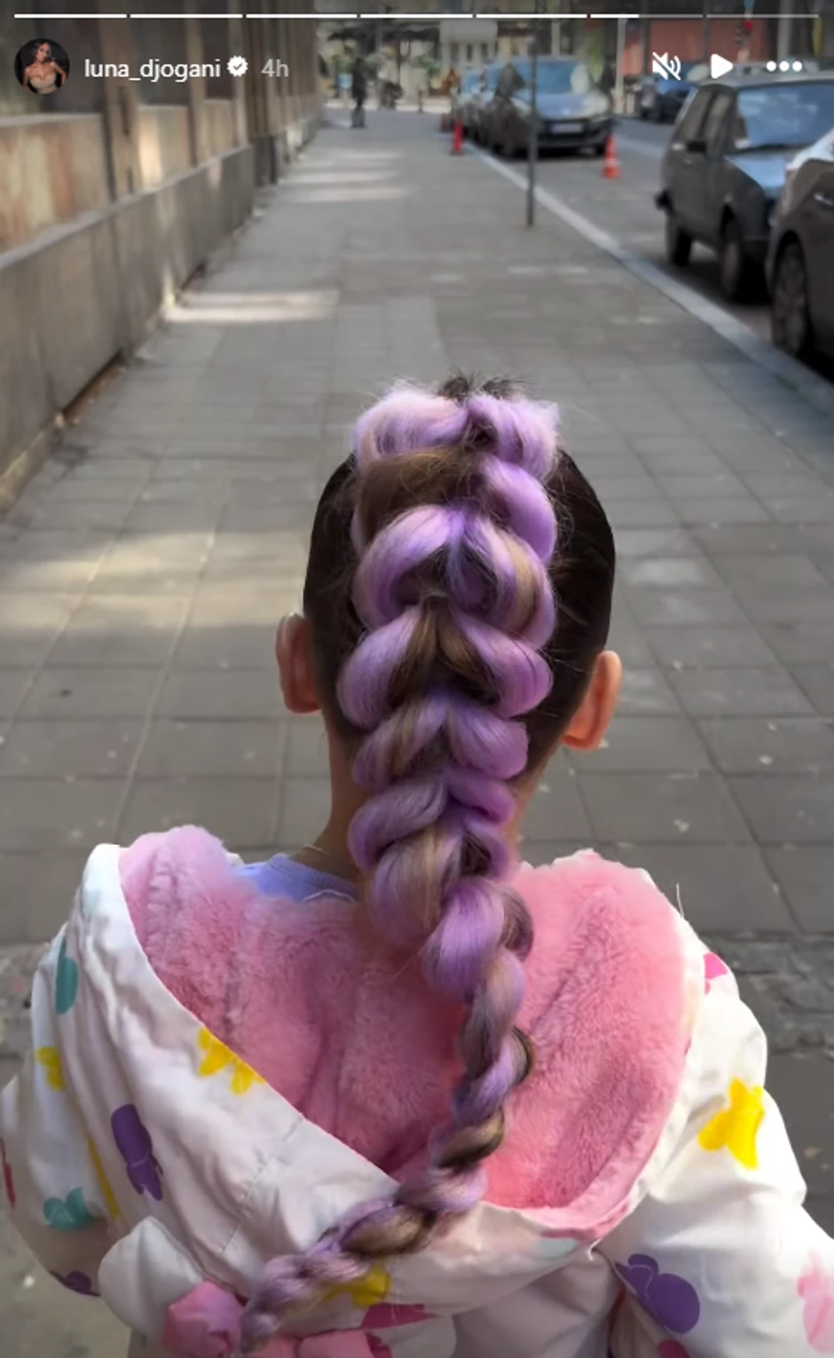 Devojčice poludele za frizurom ćerke Lune Đogani