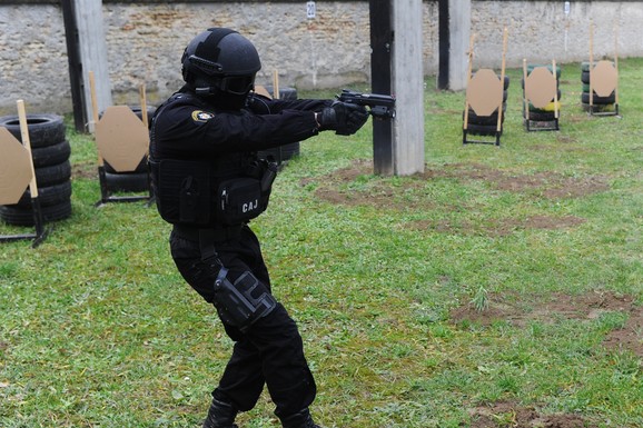 MUP: "Biće preduzete sve potrebne bezbednosne mere" - Bojevo gađanje na strelištu u Sremskoj Mitrovici od sutra pa sve do 26. juna