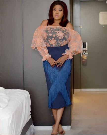 Toyin Abraham warns MC Galaxy about asking girls to go naked for 50k [Instagram/ToyinAimakhu]