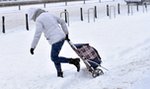 Wszyscy narzekają na śnieg i paraliż komunikacyjny. Przypominamy, jak wyglądała prawdziwa zima stulecia [ZDJĘCIA]