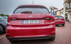 Fiat Tipo ustanowił historyczny rekord. W Polsce auta rozchwytywane jak gorące bułeczki