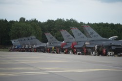Bastion polskiego lotnictwa. Zobacz, gdzie stacjonują myśliwce F-16