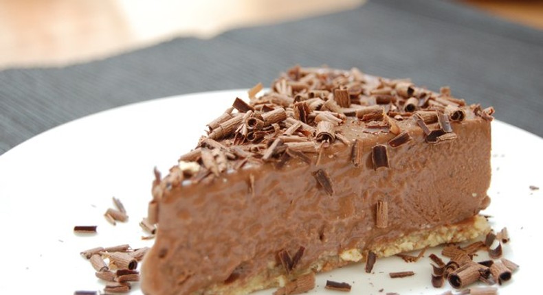 chocolate banana freezer pie (thenourishinggourmet.com)