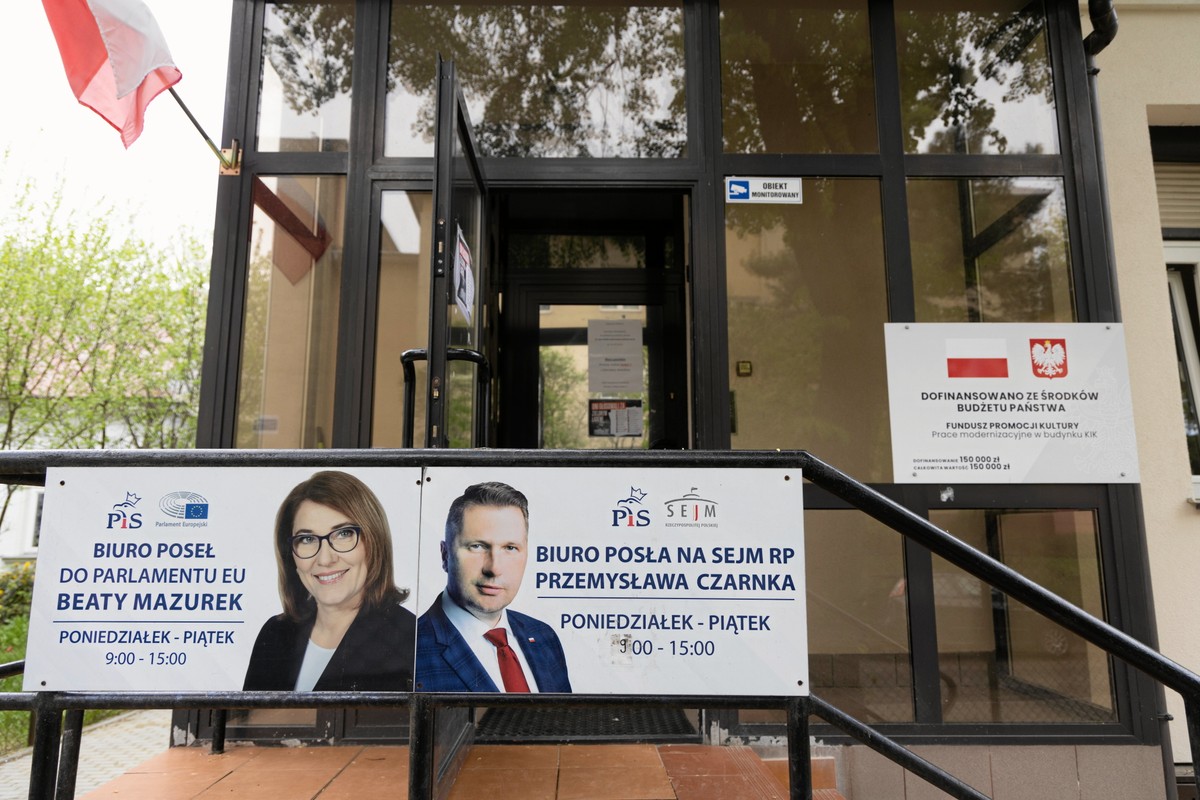Beata Mazurek nie porozumiała się z Przemysławem Czarnkiem, przez co nie znalazła się na listach Prawa i Sprawiedliwości (PiS) w wyborach do Parlamentu Europejskiego