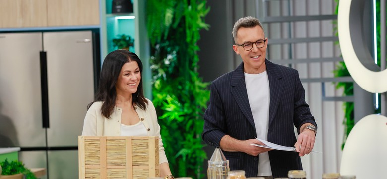 Cichopek i Kurzajewski wrócili do pracy po podróży poślubnej.  "Trzęsę się z emocji" [WIDEO]