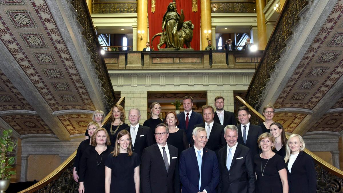 Family photo of the new Finnish government