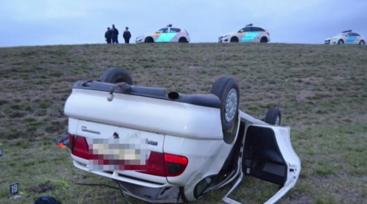 Szörnyű tragédia Jászkisér közelében: barátja gyermeke halt meg a férfi mellett /Fotó: Police.huű