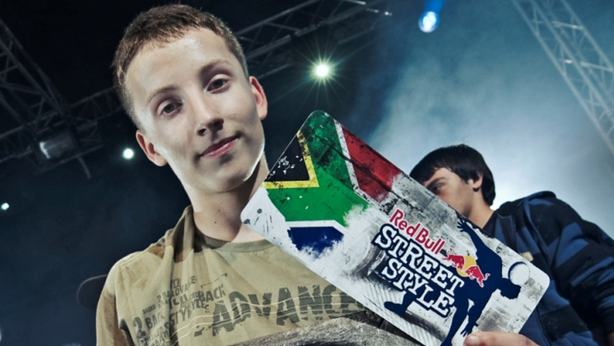 Łukasz Chwieduk, reperezntant Polski na międzynarodowym finale zawodów Red Bull Street Style w Kapsztadzie, stał się jednym z pretendentów do tytułu Mistrza.