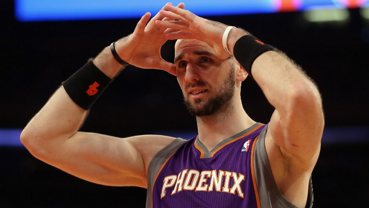 Koszykarz Phoenix Suns Marcin Gortat, leczący kontuzję prawej stopy, w wypowiedzi dla portalu gortat.tv zapewnił w piątek, że jeśli tylko będzie zdrowy, na pewno zagra w reprezentacji Polski. Możliwy jest także jego powrót na parkiet jeszcze w tym sezonie NBA.