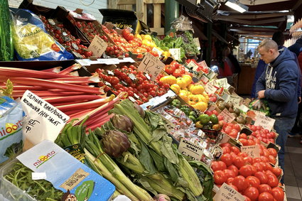 Dlaczego warzywa są tak drogie? Hiszpańskie media piszą o "kryzysie sałatkowym"