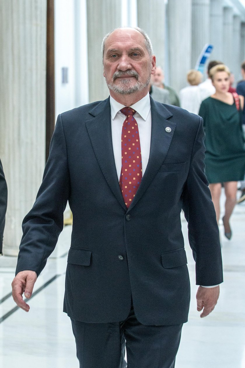 Antoni Macierewicz, minister obrony narodowej w gabinecie Beaty Szydło