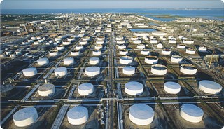 Kończy się najgorszy tydzień dla cen ropy w tym roku