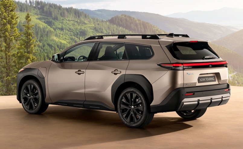 Nowa Toyota bZ4X Touring