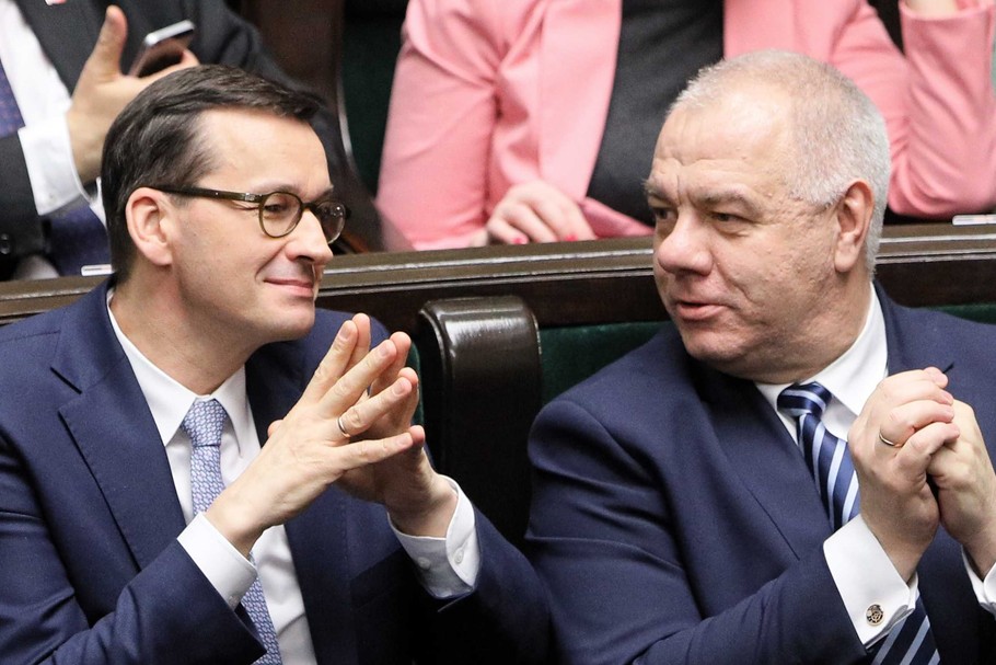 Premier Mateusz Morawiecki i minister aktywów państwowych Jacek Sasin 