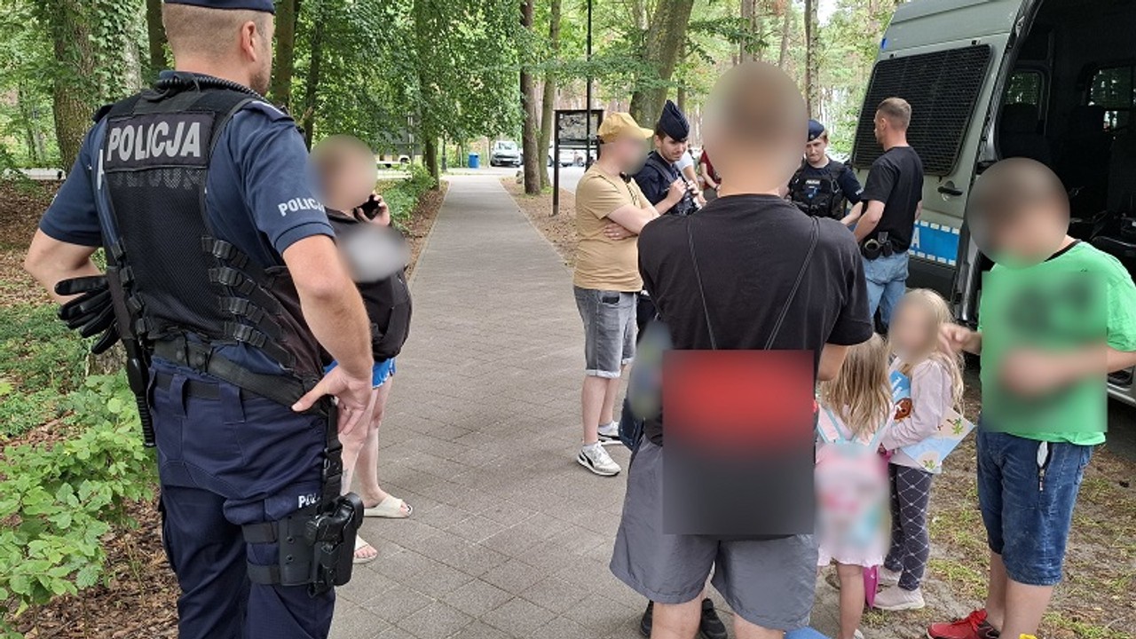 16-latka zasłabła w morzu. Prawda wyszła na jaw w karetce