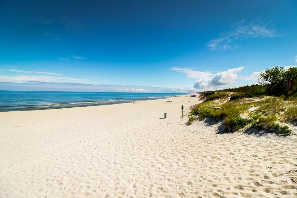 Gdzie nad Bałtykiem jest mało ludzi niezatłoczone plaże nad morzem - Podróże