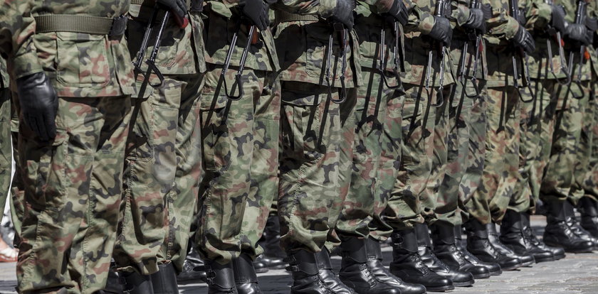 Do tysięcy szkół wkroczą żołnierze. Wojsko rusza ze specjalnym programem