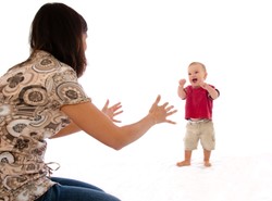 Jeszcze nie chce chodzić? Naukowcy uspokajają