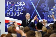 Jarosław Kaczyński: Trzeba też pamiętać, że rozstrzygający bój o przyszłość naszej ojczyzny odbędzie się na jesieni. Musimy też zwyciężyć, i to jeszcze bardziej zwyciężyć niż teraz 