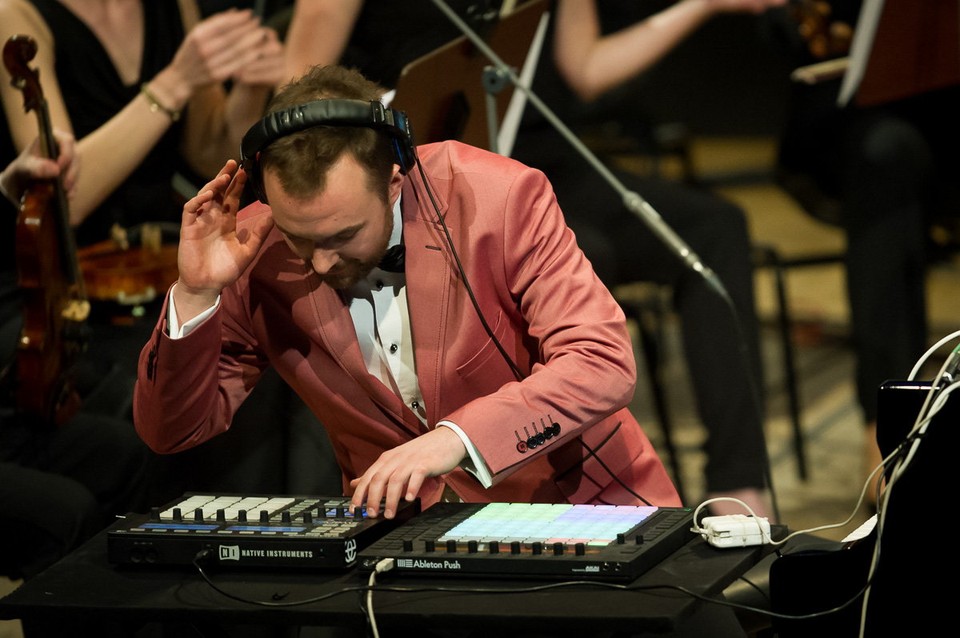 Koncert Steve Nash &amp; Turntable Orchestra