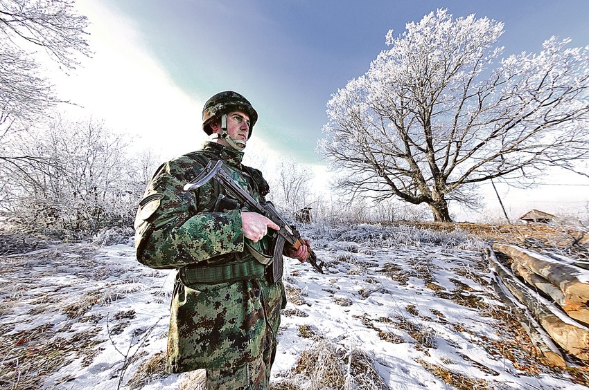 Pogled vojnika
prema prelazu kapija