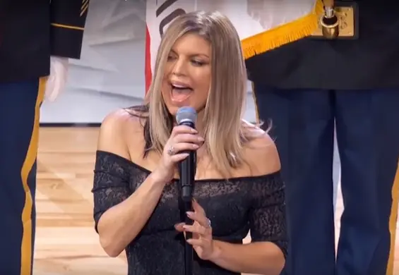 Fergie jak Edyta Górniak. To może być jedno z najgorszych wykonań hymnu w historii