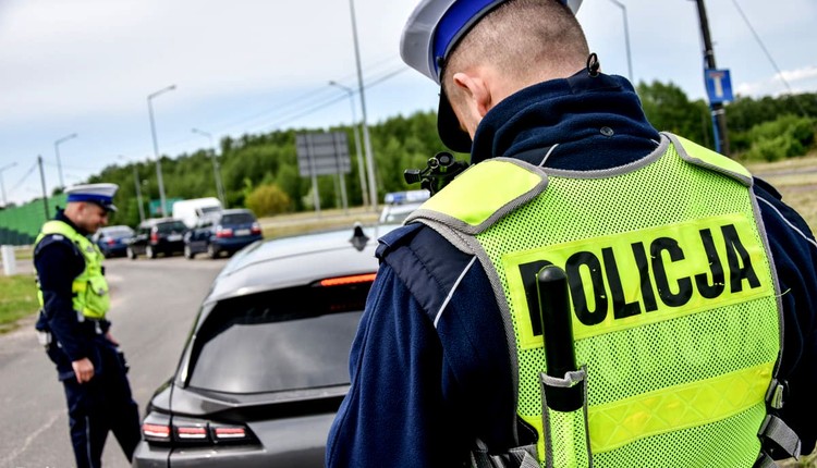 15 punktów i mandat 2000 zł. Znaki nie ostrzegają przed kontrolą