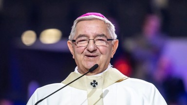 Abp Głódź sołtysem. "Każe mówić do siebie »Ekscelencjo sołtysie«"