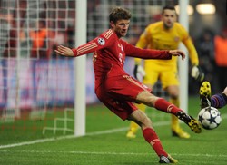 Liga Mistrzów: Fabiański wrócił do bramki. Arsenal odpadł. WIDEO