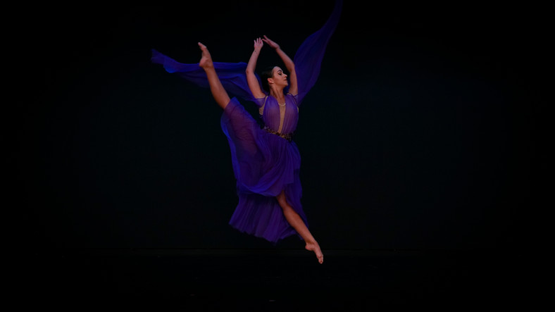 Baletnica robi karierę w różnych miejscach na świecie