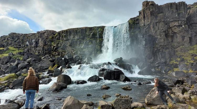  Az Öxarárfoss vízesés a Thingvellir Nemzeti Parkban