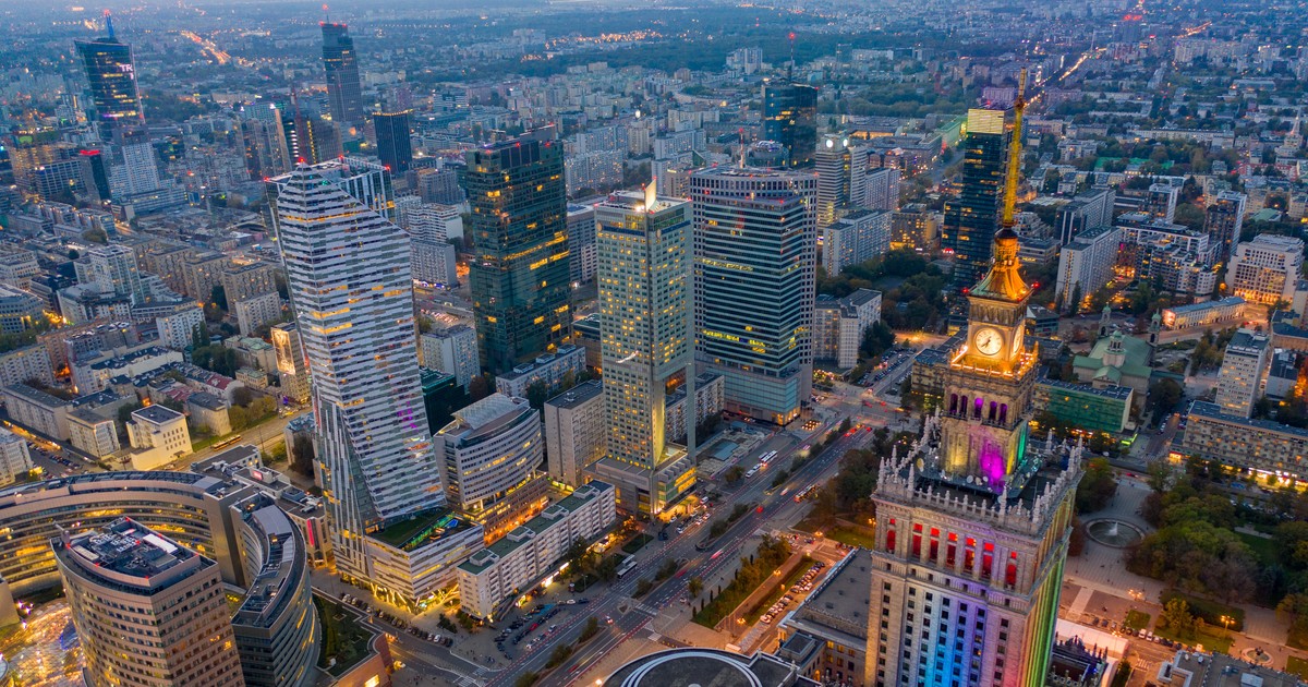 Zdziwisz się jak Forbes potraktował Warszawę. Jest w czołówce pewnego rankingu