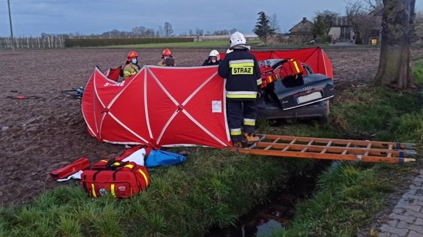 Tragiczny wypadek w Książenicach. Nie żyje 51-letnia nauczycielka matematyki