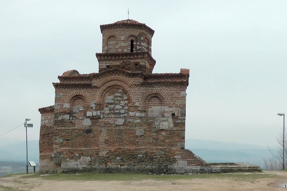 NEZAPAMĆENO SKRNAVLJENJE: Nasilna provala u crkvu kod Niša, OTETE SVETINJE, oltar oštećen, POČINIOCI U BEKSTVU