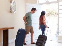 Majówka 2024. Tyle w tym roku kosztuje ubezpieczenie turystyczne