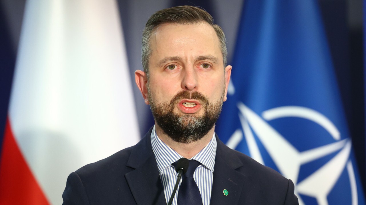 Szef MON alarmuje. 