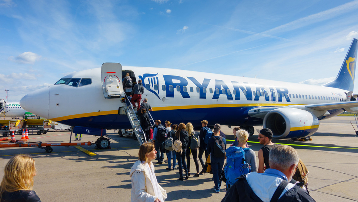 Ryanair redukuje liczbę lotów. Ponad 30 tras z Polski zniknie