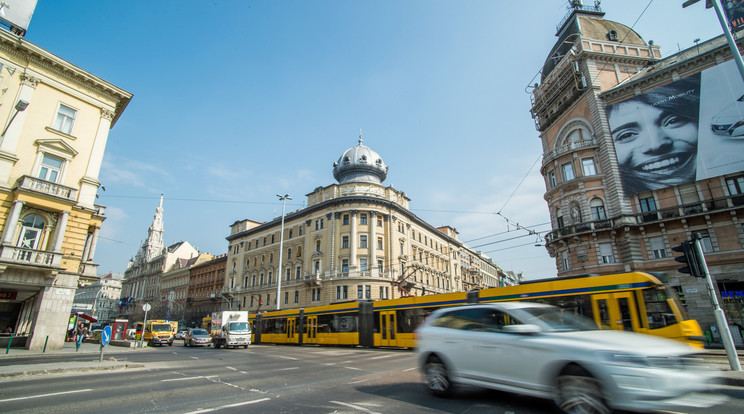 BKK: az idén megkezdődik a Blaha Lujza tér felújítása /Fotó: MTI/Balogh Zoltán