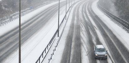 IMGW ostrzega. Intensywne opady śniegu i oblodzenia